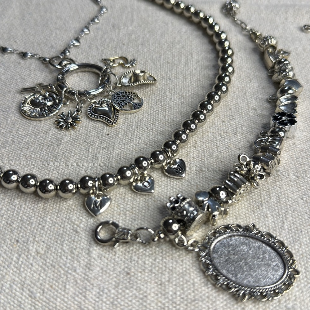 Charm Jewelry Set - Picture 2 of 4